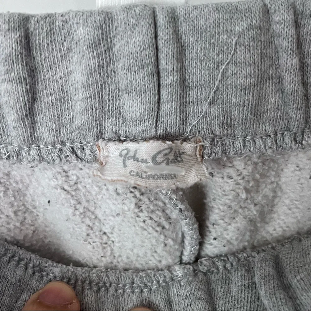 Brandy Melville, John galt Rosa sweatpants, light gray - Picture 5 of 7